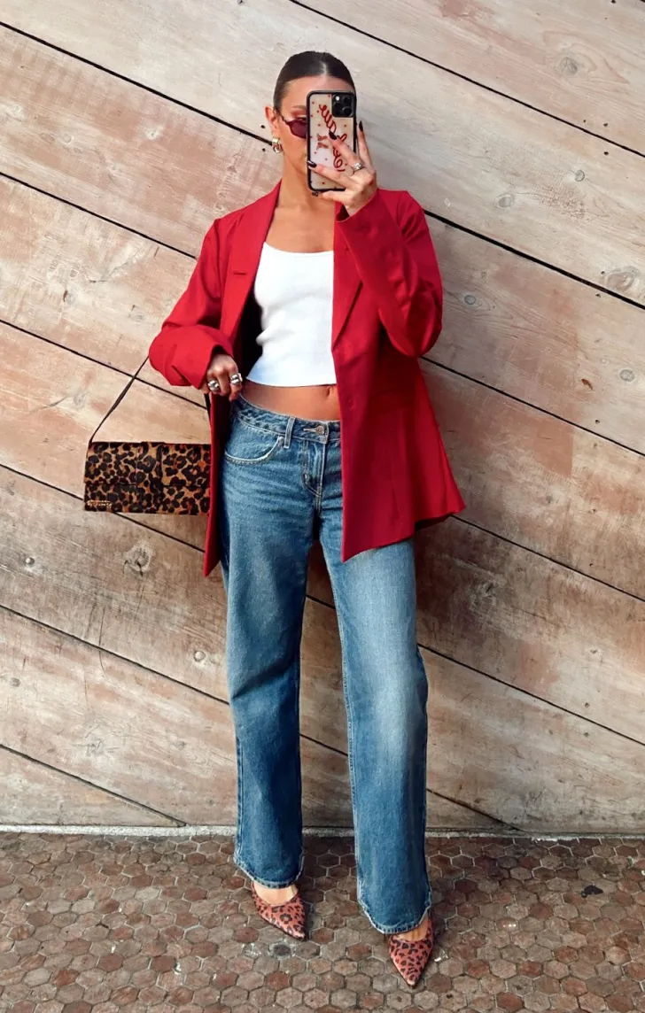 24 Light Pink Sweater Outfit Ideas That’ll Have You Looking Pretty in Pink